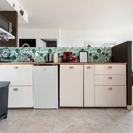 The Lion'S Suite: A Full Flat Near Disneyland. Шеси Экстерьер фото